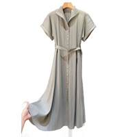 Robe décontractée et élégante à col cranté, plissée, en polyester uni ; Chic, mi-longue, taille haute, coupe ample