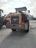 Lonking LG833H Pala Gommata Diesel da 3 Tonnellate con Motore Weichai, PLC, Attacco Rapido, Pompa Idraulica ad Alta Efficienza per Silvicoltura e Agricoltura