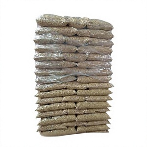 Prêts à être expédiés : granulés de bois, briquettes, emballage en sacs de 15 kg, livraison à prix avantageux. - Product Image 1