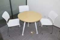 KALN Nuova Scrivania da Ufficio in Legno Massello dal Design Moderno e Semplice, Tavolo per Laptop per Manager/Capo, Garanzia di 6 Anni, ISO 14001