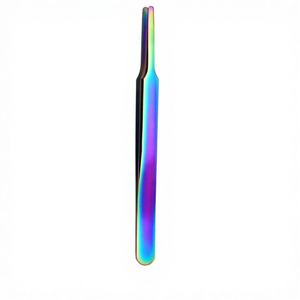 Pinzas Profesionales de Acero Inoxidable con Punta Inclinada para Cejas, Seguras para Niños, Ecológicas y Reutilizables - Product Image 1