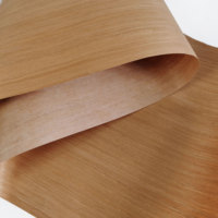Placage de bois de chêne rouge Vunir 2'*8' Placage d'ingénierie Taille Placage d'ingénierie Prix avantageux pour l'utilisation hôtelière Revêtement de table Face contreplaqué avec coffrage