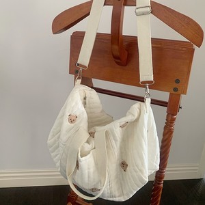 Bolsa de pañales bordada de gran capacidad, de lona, con asa suave y cierre de cremallera, para madres y bebés, para viajes, en blanco y negro - Product Image 2