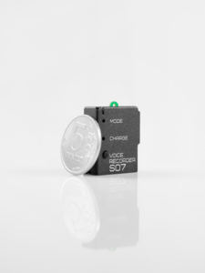 SOROKA 07 Mini Enregistreur Vocal Numérique Intelligent à Activation Vocale Design Fin et Compact Enregistrement Professionnel de Haute Qualité - Product Image 3