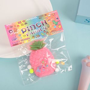 Vente Chaude Jouet à Presser Anti-Stress Taba Squishy Fraise Ananas Réaliste en Gros - Product Image 4