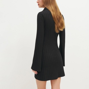 Vestido de Punto Personalizado para Mujer, Cuello Polo Negro, Manga Larga, Botones Dorados, Estilo Casual, 2023 - Product Image 4