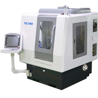 Rectifieuse à outils CNC 5 axes TG560 produit et affine toutes sortes de fraises, outils de perçage et de formage