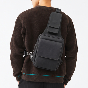 กระเป๋าสะพายข้างแฟชั่นของแท้พร้อมซิปปิดและช่องใส่สมาร์ทโฟน - Product Image 3