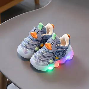 Chaussures de marche lumineuses pour enfants de 0 à 3 ans, baskets pour bébés, chaussures décontractées pour garçons et filles