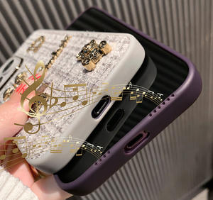 Funda de teléfono móvil de terciopelo de Metal a cuadros tejida con oso tridimensional para <span class=keywords><strong>iPhone</strong></span> 16 Pro Max 11 Plus <span class=keywords><strong>SE</strong></span> con logotipo de Apple - Product Image 5