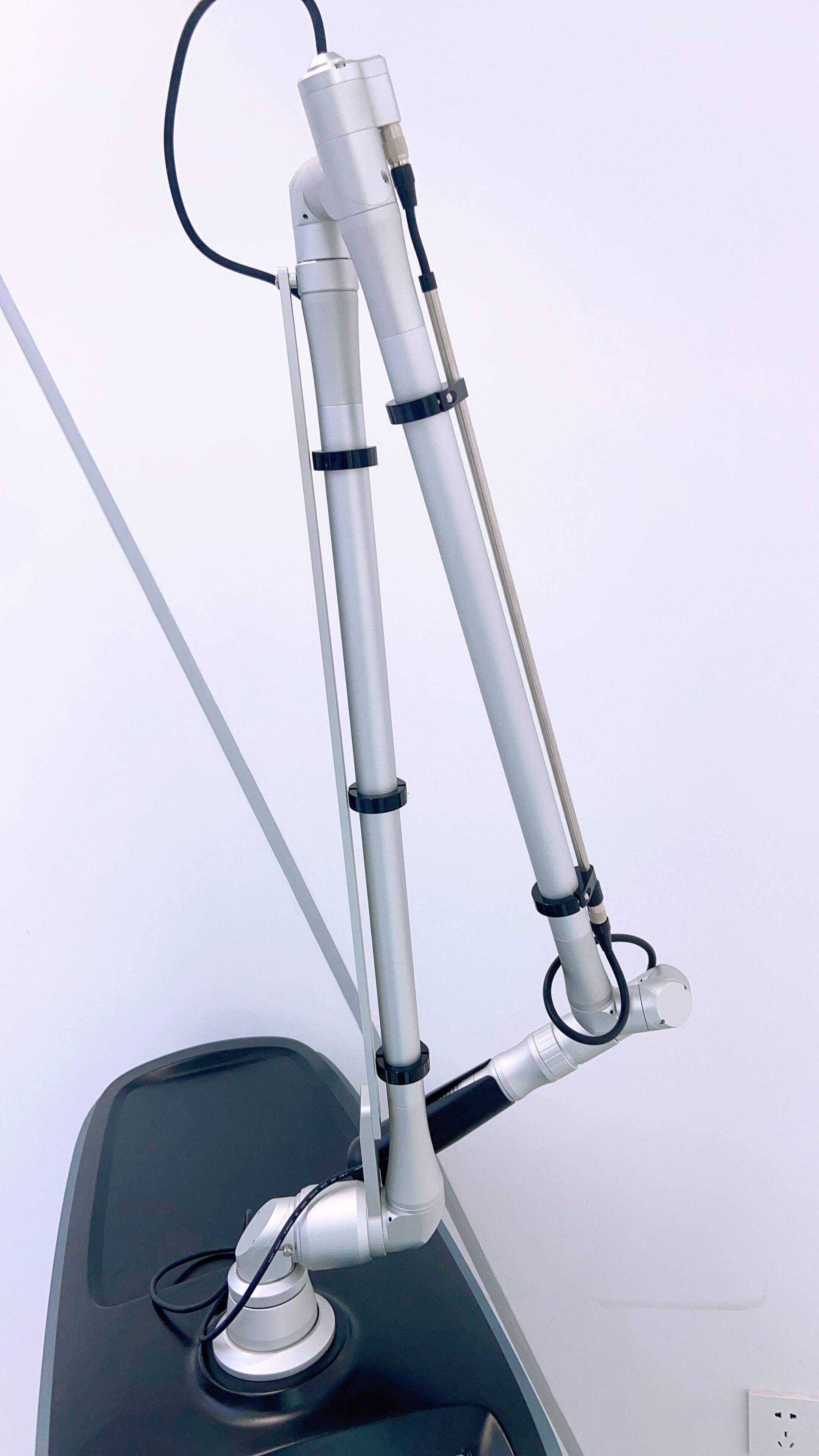 Braccio guida luce importato