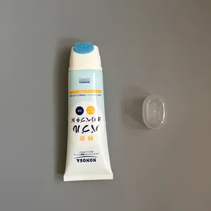 Export Naar Japan Ovale Platte Handmassage Gezichtsreiniger Crème Verpakking Pe Plastic Buis Voor Gezicht Wassen