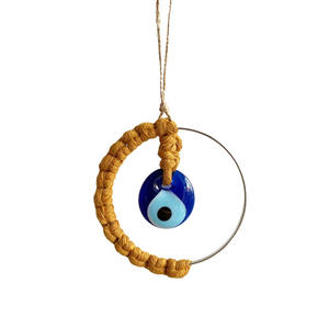 Handgewebte Baumwollfaden-Kunst: Blaues Glas-Augen-Hängedekoration mit Metallring für Diwali - Product Image 5