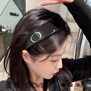 D Brand Headband Sunglasses For Women <b>Black</b> <b>Frame</b> PC Lens UV400 Protection One Piece Design - Product Image 1