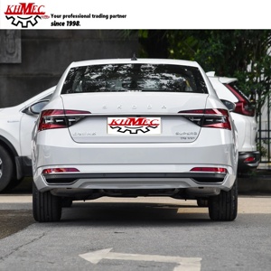 <span class=keywords><strong>Skoda</strong></span> <span class=keywords><strong>Superb</strong></span> TSI 1.4T Turbo DSG Edición Premium <span class=keywords><strong>2023</strong></span> |   Sedán de Lujo de Primera Clase |   Comodidad Ejecutiva |   <span class=keywords><strong>Nuevo</strong></span> Volante a la Izquierda - Product Image 6