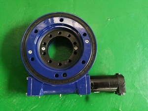 Piattaforma Rotante con Cuscinetti di Rotazione a Vite Senza Fine QT450 CORESUN SC7-71-RH-M50A, Precisione 0.2, Rapporto di Trasmissione 71:1 - Product Image 3