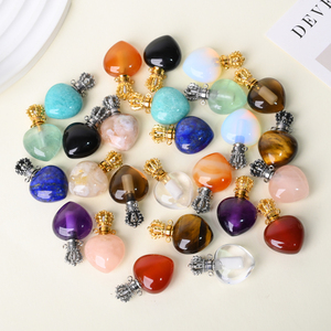 Colgantes de cristal con forma de corazón y piedras naturales curativas para perfumes, venta al por mayor para joyería - Product Image 5
