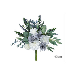 Bouquet de dahlias artificiels Ruilisi blancs, gris et violets en soie pour la décoration intérieure et les accessoires de mariage - Product Image 5