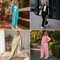 Ensemble deux pièces pour femme en polyester, style sportif, automne, coupe ajustée, veste sweat à capuche entièrement zippée à col montant et pantalon de survêtement