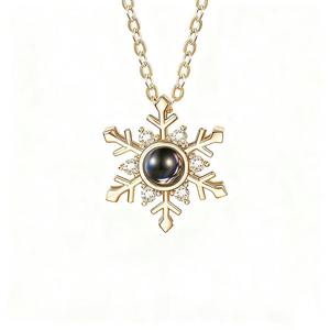 Collana con Ciondolo a Fiocco di Neve in Rame e Zircone 'Ti Amo' in Cento Lingue, <span class=keywords><strong>Serie</strong></span> Romantica per Feste e Regali di Natale - Product Image 6