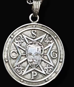 Ciondolo Saint Germain in Acciaio Inossidabile 316L con Croce Maltese in Argento 925, Collana con Tripla Fiamma - Product Image 1