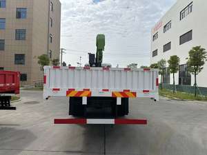 Camion grue SINOTRUK HOWO 4x2 avec grue télescopique montée sur camion, grue hydraulique de 6 tonnes ou 8 tonnes à vendre - Product Image 5