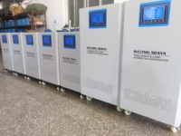 Stabilisateur de tension automatique triphasé TNS 9 kVA avec affichage LED 50 Hz 220 V