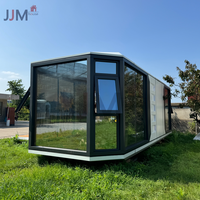 JJM Maison Conteneur Préfabriquée de Luxe P7 à 2 Chambres, Villa Capsule Spatiale Extérieure avec Panneau Solaire pour Supermarché et Appartement