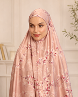 Ensemble de robe de prière musulmane rose à fleurs personnalisée avec tapis de prière assorti, abaya khimar une pièce pour femmes musulmanes pour le Ramadan