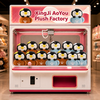 Vente en gros d'usine : Jouets en peluche pingouin de dessin animé de 8 pouces, animaux en peluche pour machines à griffes, pour magasins