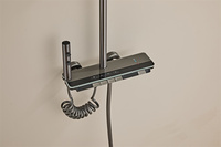 Ensemble de douche intelligent avec affichage numérique et lumière d'ambiance, mitigeur thermostatique à poignée unique, construction en laiton finition noircie