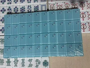 Ensemble de Mahjong américain de luxe à texture de jade avec motifs papillons et marquages anglais pour un jeu professionnel et divertissant en tournoi - Product Image 6