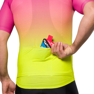 Logo de marque personnalisé vêtements de <span class=keywords><strong>cycliste</strong></span> 3 + 1 <span class=keywords><strong>poche</strong></span> cargo arrière chemise de cyclisme à manches courtes pour hommes dégradé de sublimation - Product Image 3