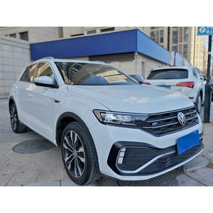 Robusto Turbo <span class=keywords><strong>VW</strong></span> <span class=keywords><strong>T</strong></span>-<span class=keywords><strong>ROC</strong></span> Usato con Libretto di Servizio Completo, Interni Ordinati, Basso Chilometraggio per Spostamenti Quotidiani e Gite nel Weekend - Product Image 4