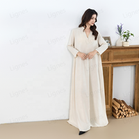 Lignes White Muslim Women Dress-Dernier design et exclusif pour les femmes qatariennes, Eid & Formal, Ensemble 2 pièces, Grande taille & Plus Size