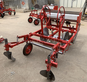 Tracteur à quatre roues Ridging Machine à plastifier Fertilisation Irrigation goutte à goutte Ridging Machine - Product Image 5