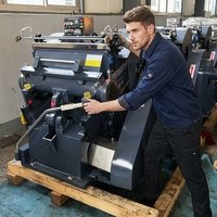 Machine de découpe et de rainurage manuelle à plateau pour boîtes à pizza, gâteaux et fruits en carton, haute sécurité, prix usine