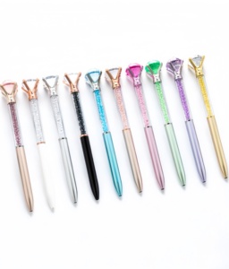 Stylos à bille personnalisés à encre noire et à dessus en cristal en vrac en plastique à motifs diamantés pour le bureau, l'école, la maison et les cadeaux comprennent des stylos promotionnels - Product Image 2