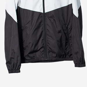 Veste en polyester recyclé personnalisée Coupe-vent imperméable à glissière en parachute écologique et élégant Vestes pour hommes de collège en cours d'exécution - Product Image 4