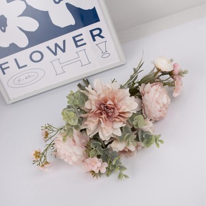 Bouquet de fleurs artificielles Wu Nai Xiao Li CF01012, décoration de mariage, décoration murale, décoration intérieure - Product Image 3