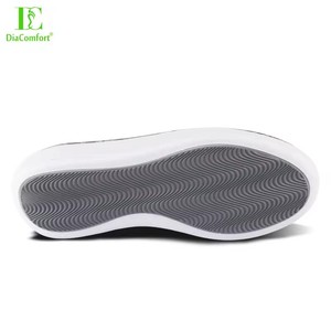 Diacomfort Nouveaux Mocassins Orthopédiques Antistatiques Respirants <span class=keywords><strong>pour</strong></span> <span class=keywords><strong>Hommes</strong></span> <span class=keywords><strong>Diabétiques</strong></span>, Style Tendance, <span class=keywords><strong>Chaussures</strong></span> Plates Décontractées de Printemps - Product Image 3