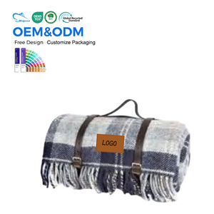 Nouvelle conception de couvertures <span class=keywords><strong>en</strong></span> <span class=keywords><strong>laine</strong></span> moelleuse, personnalisées, super douces, à carreaux pour l'hiver, tissées vintage, unisexes, portables - Product Image 1