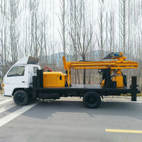 Appareils de forage de forage montés sur camion 300m 400m moteur 65kw 78kw disponible facile à utiliser machine de forage rotatif à eau