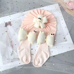 Ensemble <span class=keywords><strong>bonnet</strong></span> pour bébé foetal printemps été chaussettes amusantes dessin animé <span class=keywords><strong>bonnet</strong></span> pour bébé nouveau-né ensemble de chaussettes <span class=keywords><strong>bonnet</strong></span> - Product Image 5