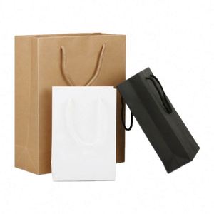 Sac en papier pour vêtements avec logo personnalisé et impression, pack promotionnel - Product Image 4