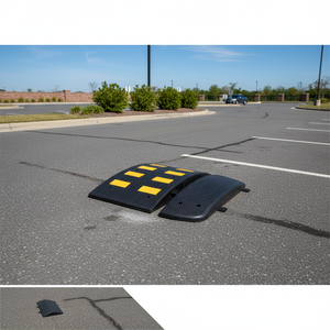 Reductor de velocidad reflectante de caucho natural + negro de carbón, 10-15 mph, fijo, 90 x 50 x 5.5 cm, fabricado en Turquía - Product Image 3