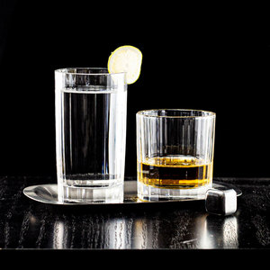 <span class=keywords><strong>Carafe</strong></span> à whisky et vin SUNYO de haute qualité, sans plomb, transparente, moderne, en verre cristal fabriqué à la machine, 750 ml, pour <span class=keywords><strong>a</strong></span>érer l'<span class=keywords><strong>alcool</strong></span> - Product Image 2