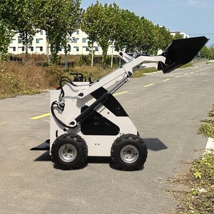 Minicargadora hidráulica TOSH de exportación de fábrica con piezas de repuesto - Product Image 3