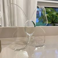 Vase de table en acrylique papillon style INS, ornement moderne et simple pour la maison, à des fins décoratives
