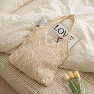 Sac à bandoulière décontracté en tricot torsadé doux à motif losanges vintage pour femme - Product Image 6